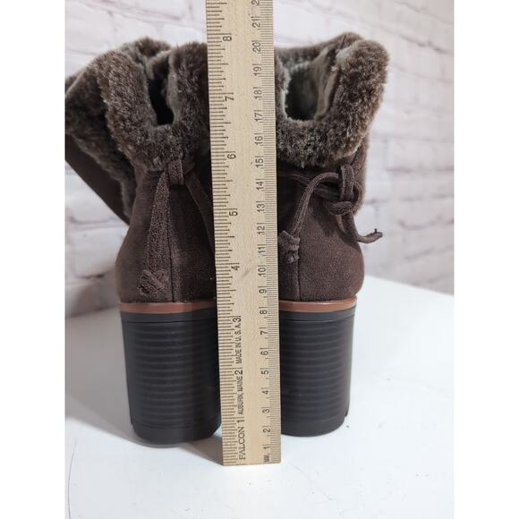 Naturalizer Women's Valene Brown Suede Heeled Booties Ankle Boot Size 8 Faux Fur - Picture 4 of 15